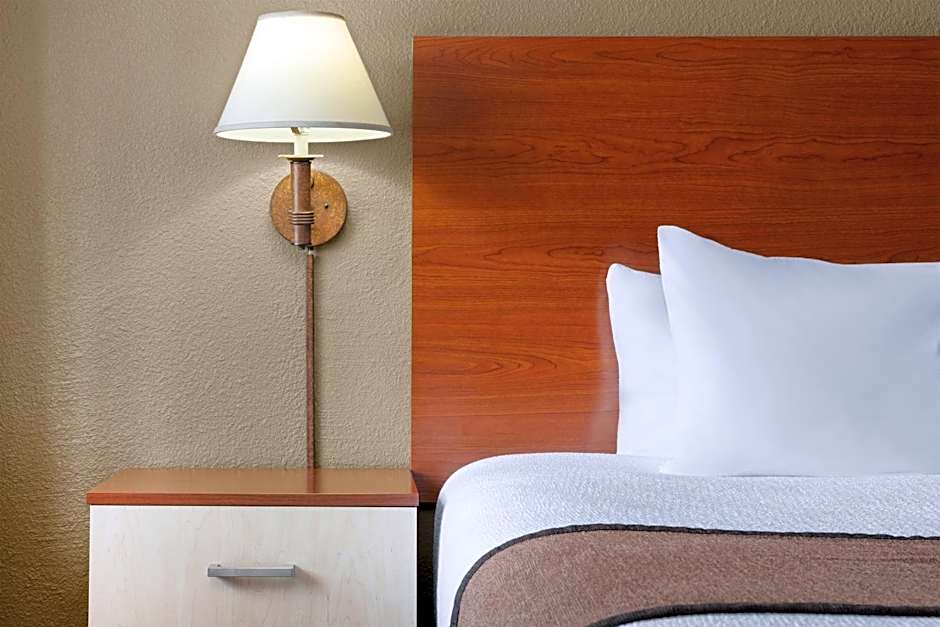 Best Western Discovery Inn