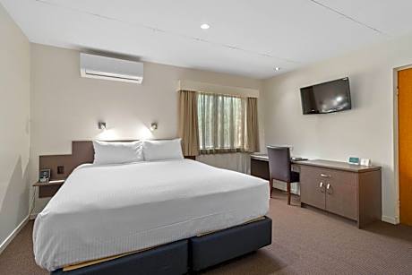 Quality Hotel Robertson Gardens