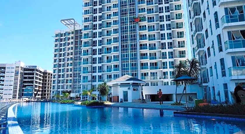 8 Newtown Boulevard by HiveRooms