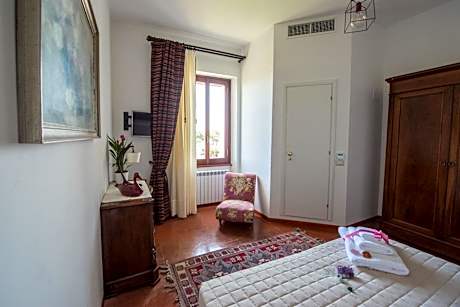 Large Double Room