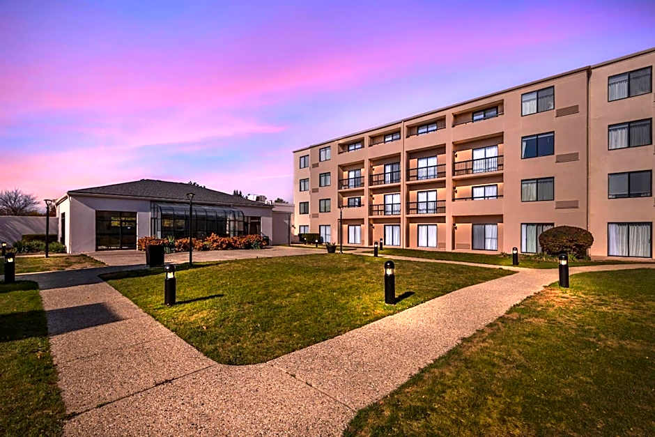 Comfort Inn & Suites Arlington Heights - Buffalo Grove