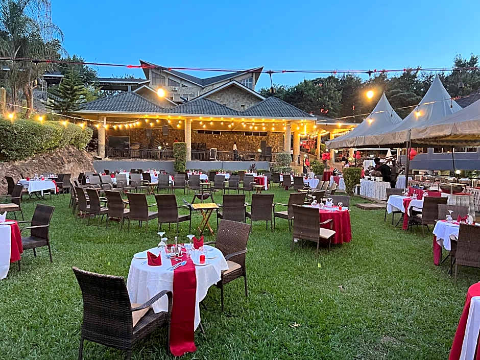 Nokras Riverine Hotel & Spa