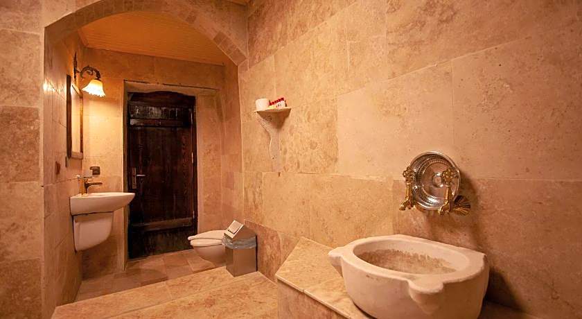 Center Cave House
