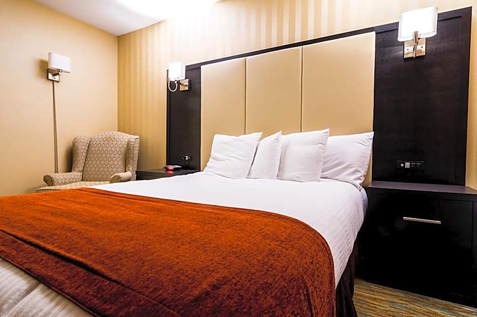 Sinbads Hotel & Suites