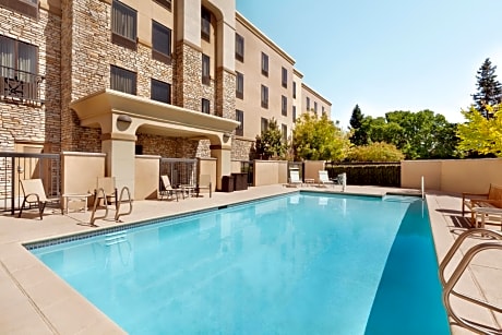 Hampton Inn & Suites West Sacramento