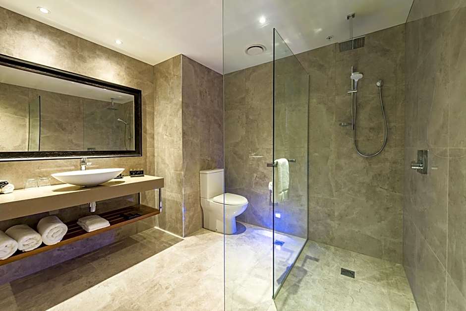 Distinction Christchurch Hotel