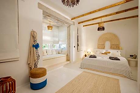 Deluxe Room -- 1 Bed