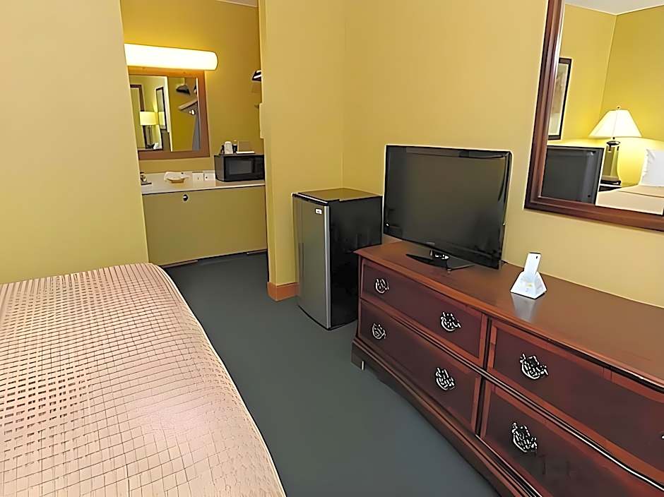 Americas Best Value Inn Iola