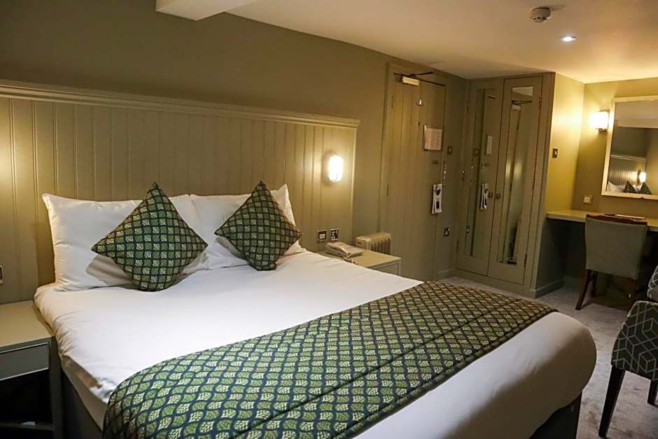 The George Hotel