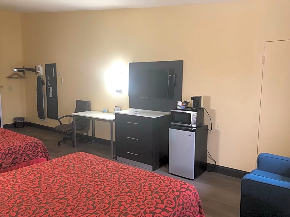 Days Inn by Wyndham Grove City Columbus South