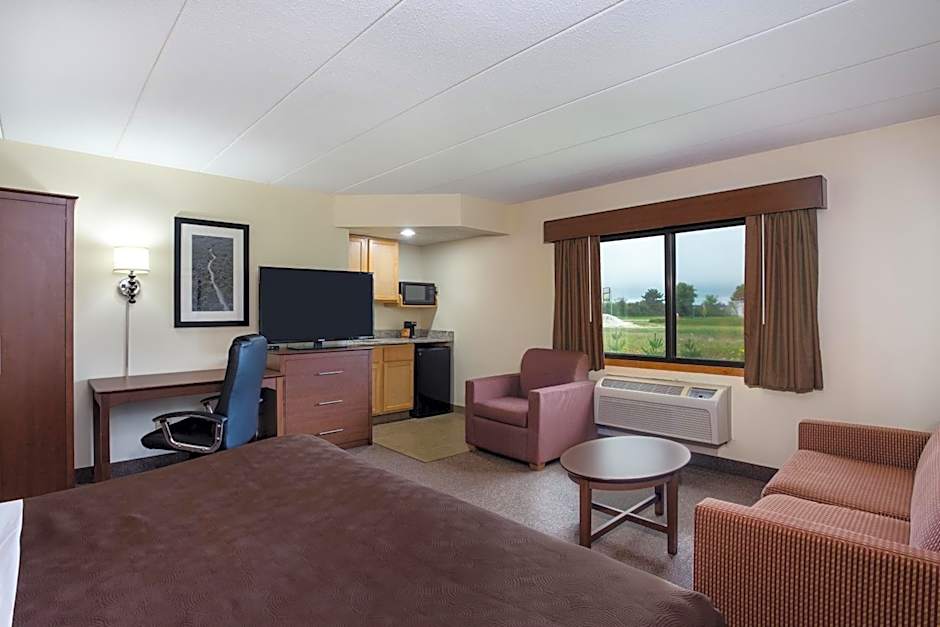 AmericInn by Wyndham Tomah