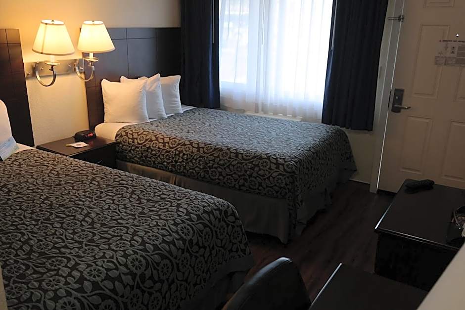 Days Inn by Wyndham Santa Maria