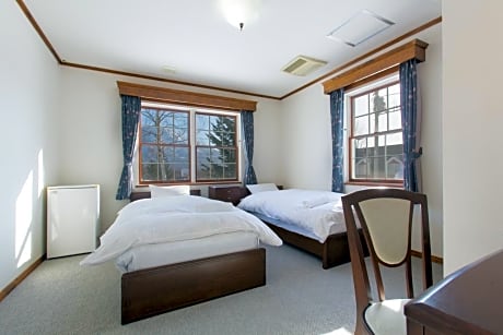 Twin or Double Room - Snowgum Lodge