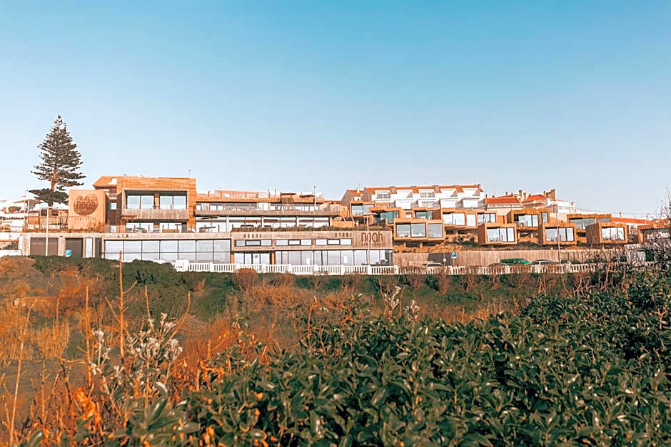 Noah Surf House Portugal