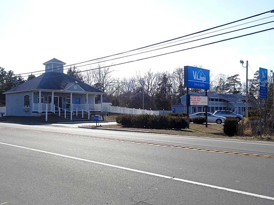 Village Inn & Suites - Smithville