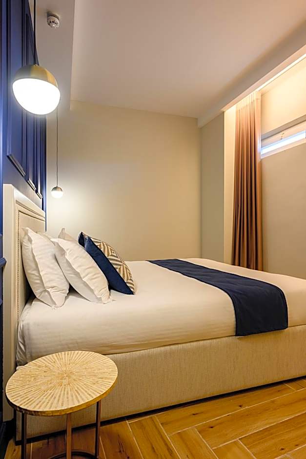 XVI Suites - Adults Only