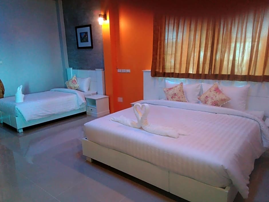 Waenpetch place Hotel