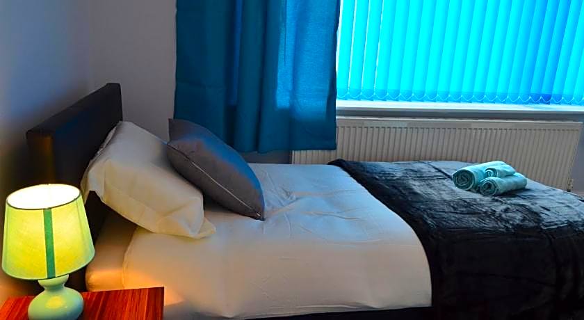 Old Trafford Guest House