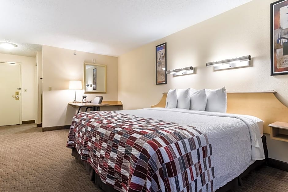 Red Roof Inn Cleveland Airport - Middleburg Heights