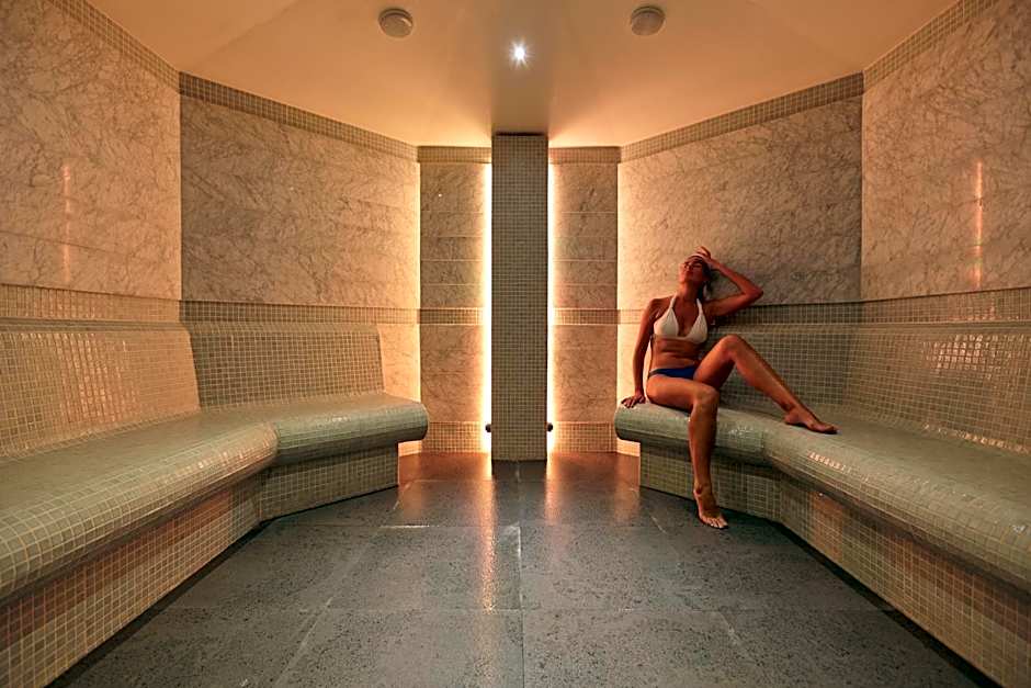 The Cliff Bay - PortoBay