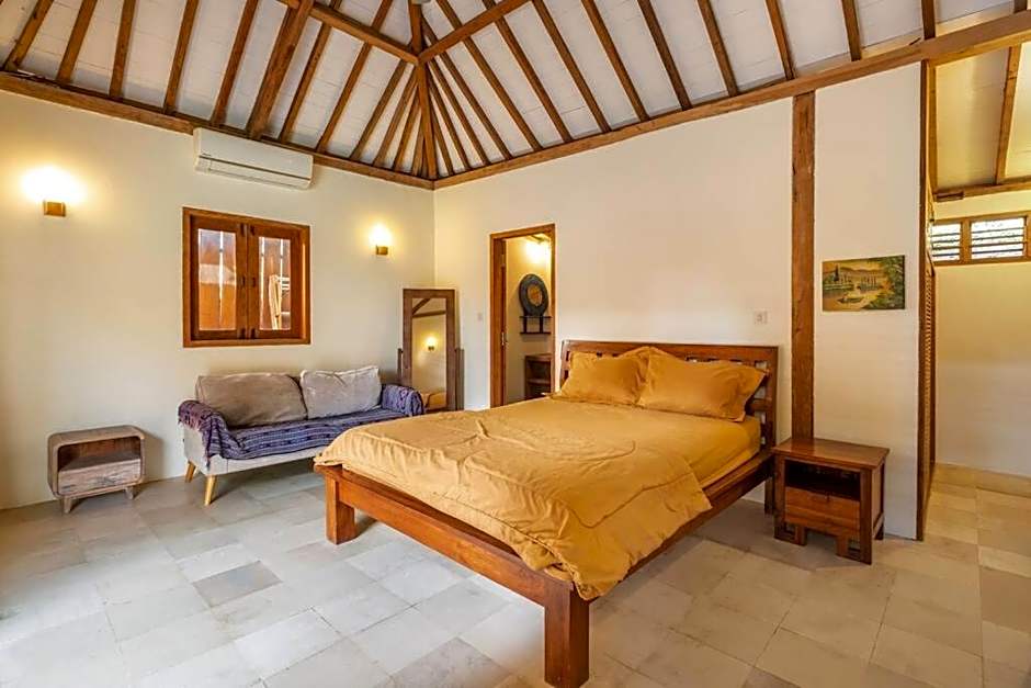 Gorgeous 4 BR Villa in Canggu