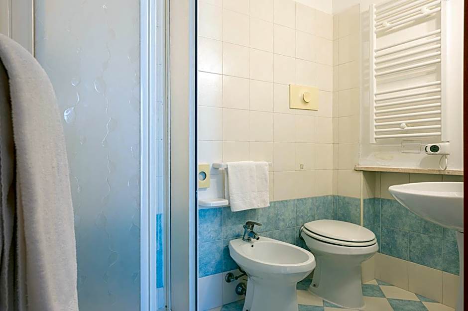 Hotel Figaro & Apartments