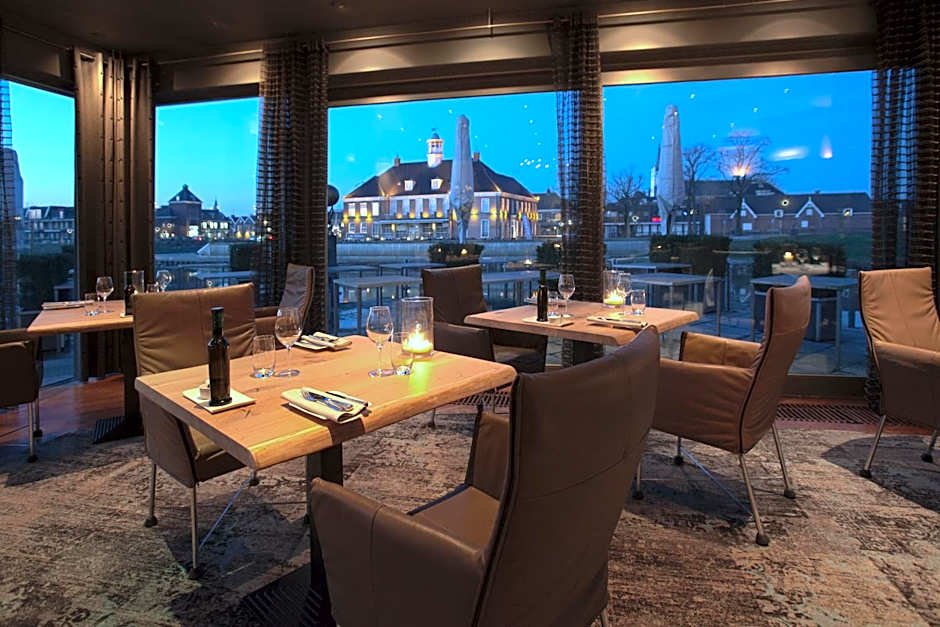 De Zon Hotel & Restaurant by Flow