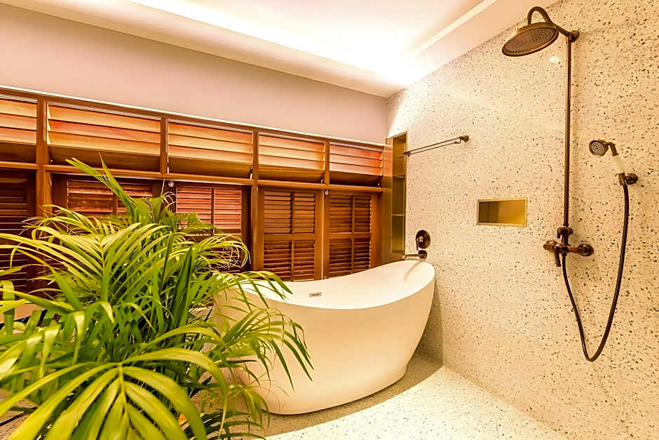 Tien Terrace Macalister