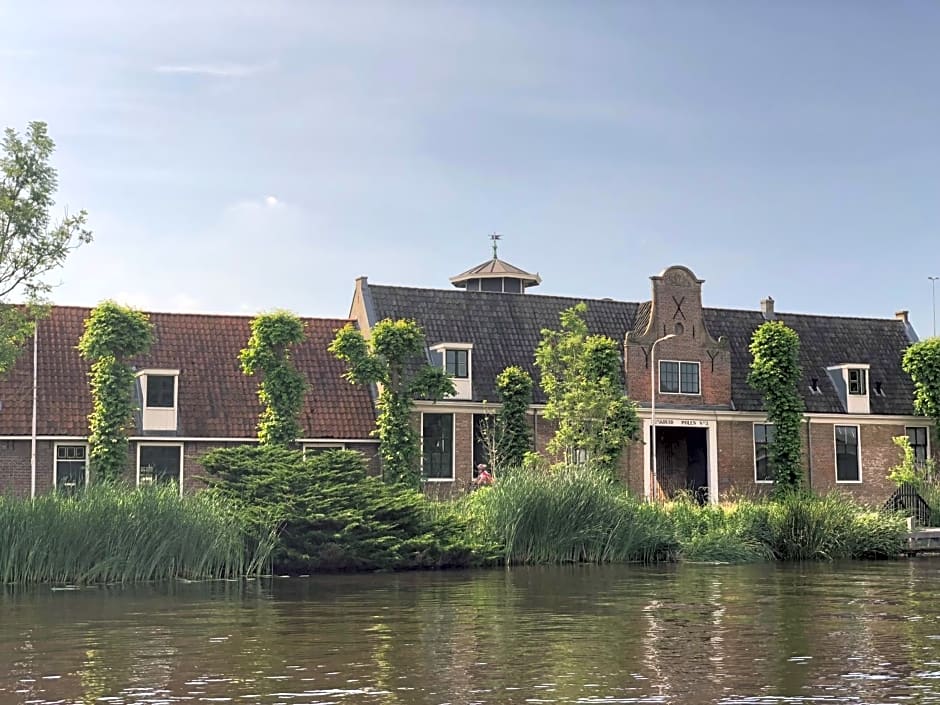 HUISJES AAN DE AMSTEL - Your home away from home