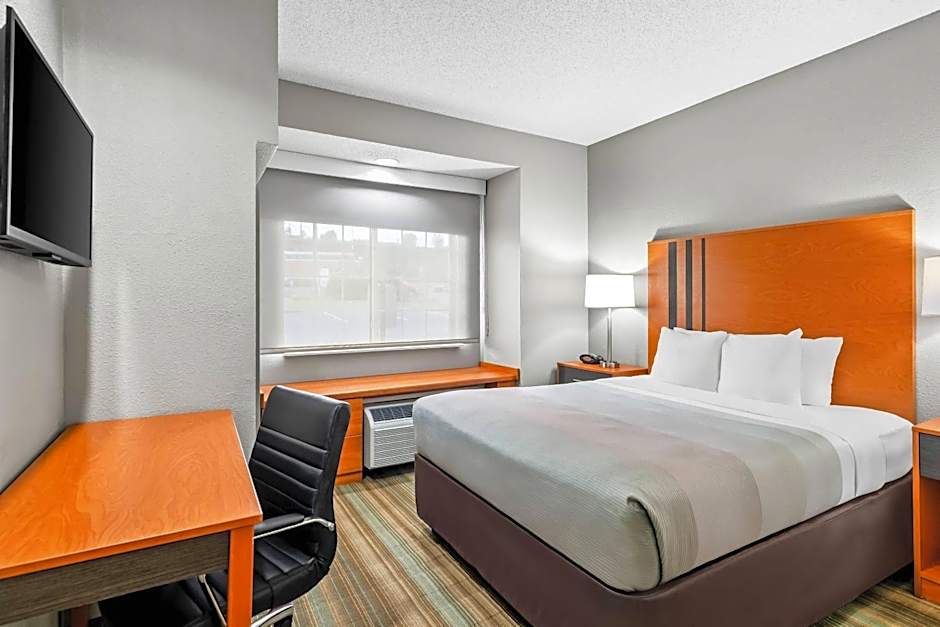 Quality Inn & Suites Bristol North