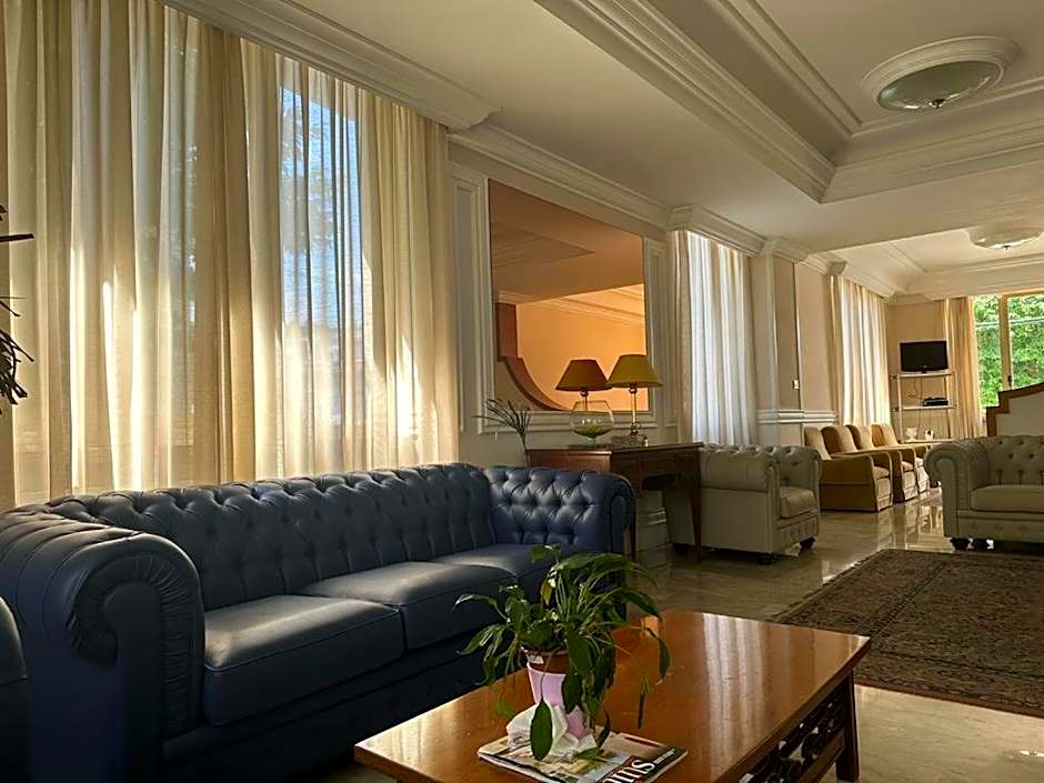 Mondial Park Hotel
