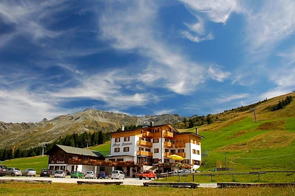 Albergo Bucaneve