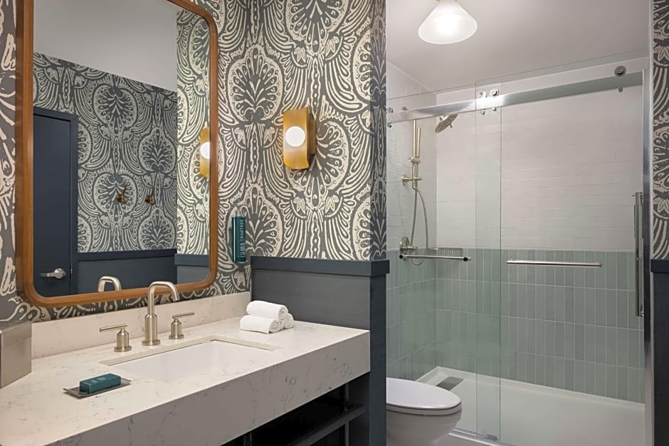 DoubleTree By Hilton Guest Suites Lexington