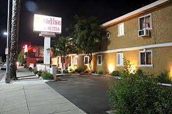 Paradise Inn & Suites