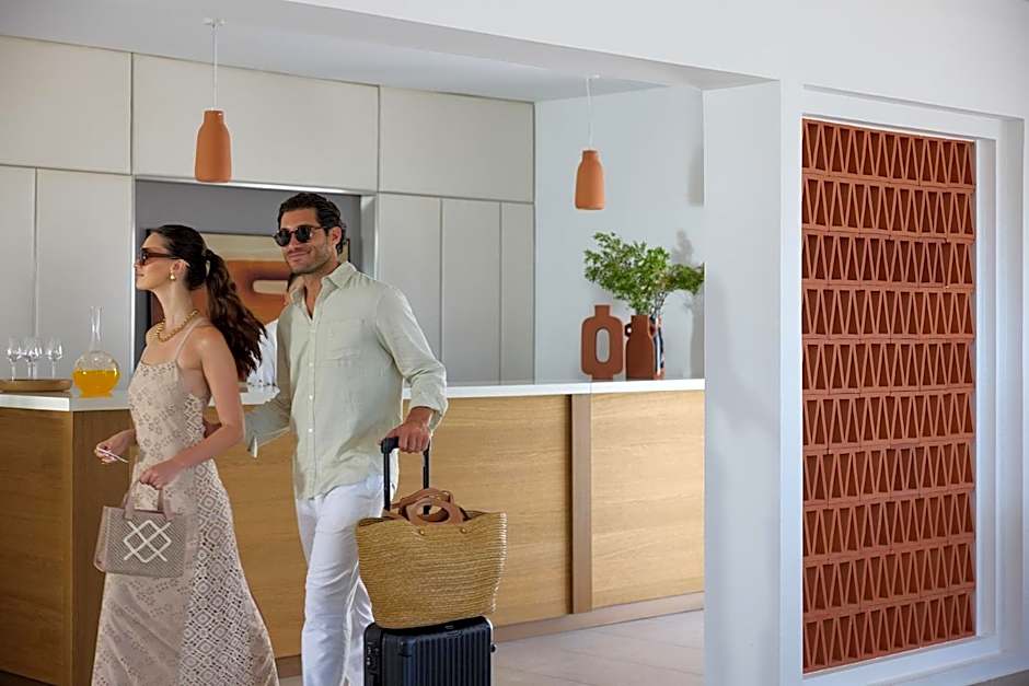 Golden Milos Beach Ηouse by Domotel