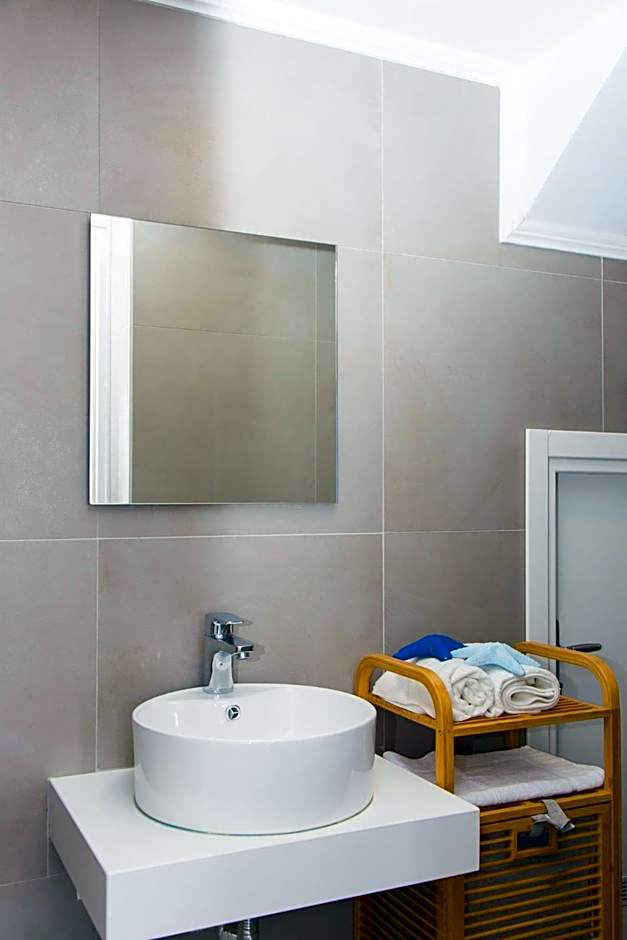 Lindos Del Mar Suites - Adults Only