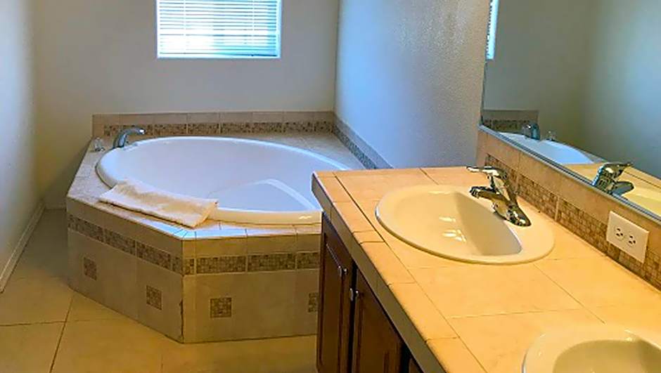 Ticaboo Lodge Lake Powell