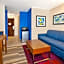 Holiday Inn Express Hotel & Suites Warrenton By IHG