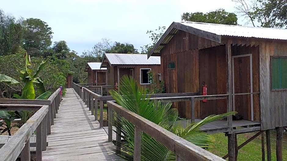 Amazon Boto Lodge Hotel