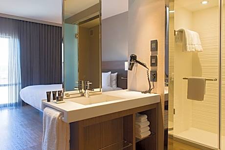 Room, 1 King Bed (1 King Bed)