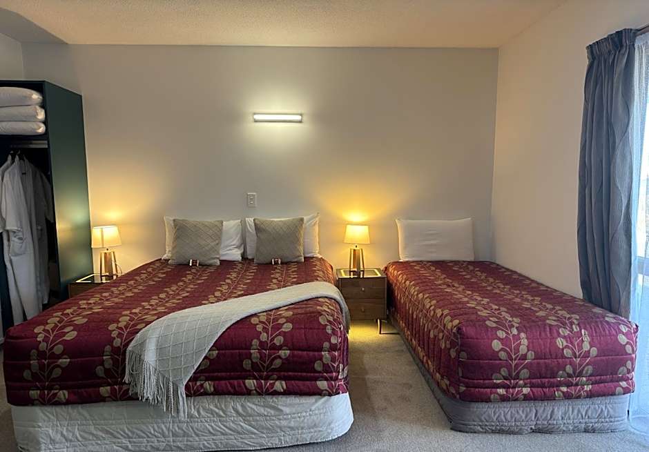 ASURE Ambassador Motor Lodge