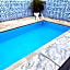 Casa com piscina pertinho do SESC Bertioga