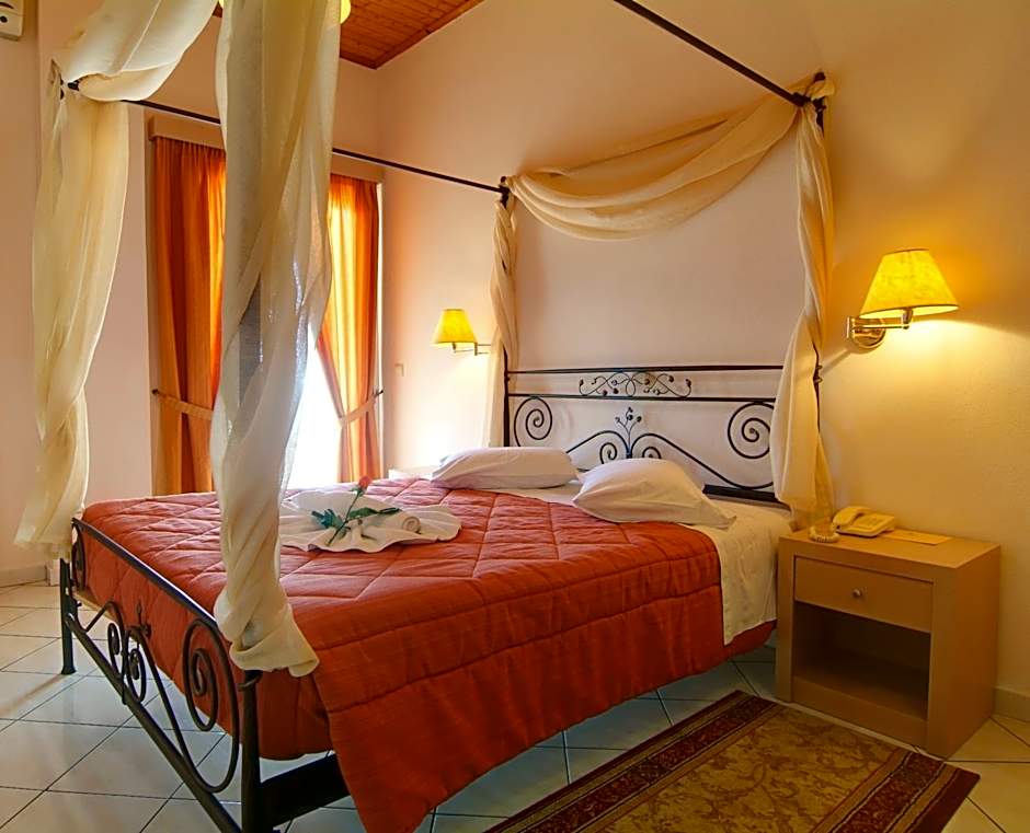 Acropole Delphi City Hotel