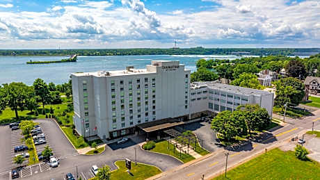 DoubleTree by Hilton Hotel Niagara Falls New York