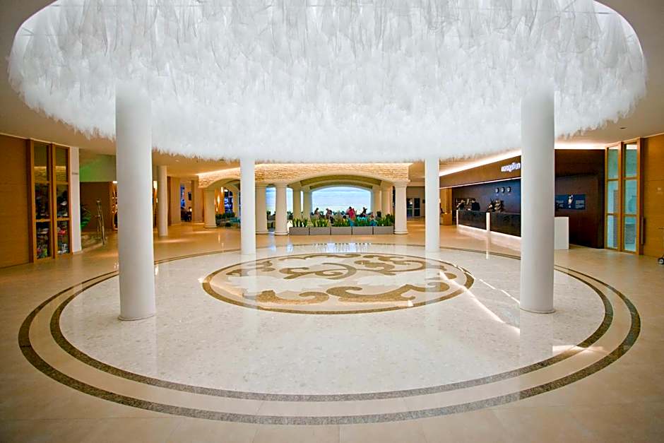 DIT Evrika Beach Club Hotel - All Inclusive