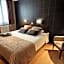 Ashley Hotel