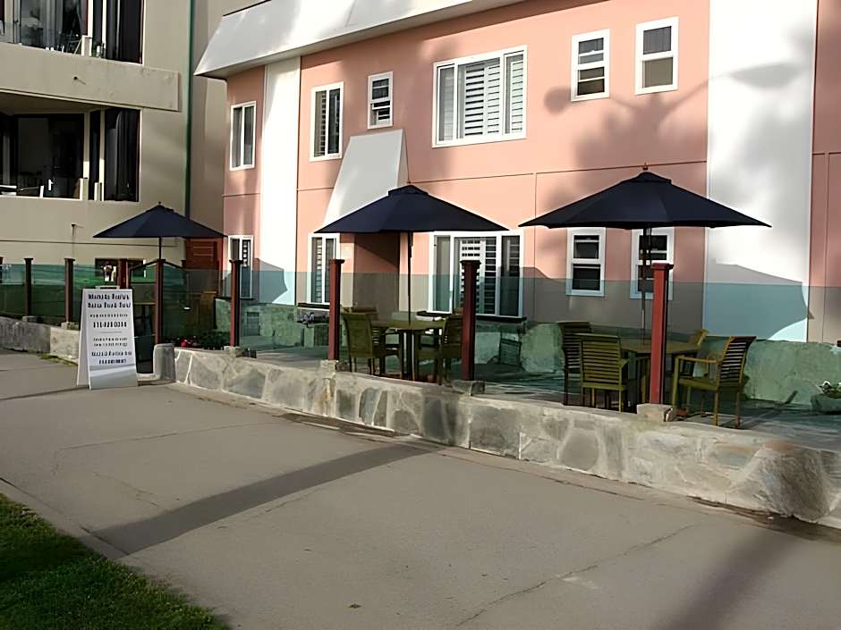 Venice on the Beach Hotel