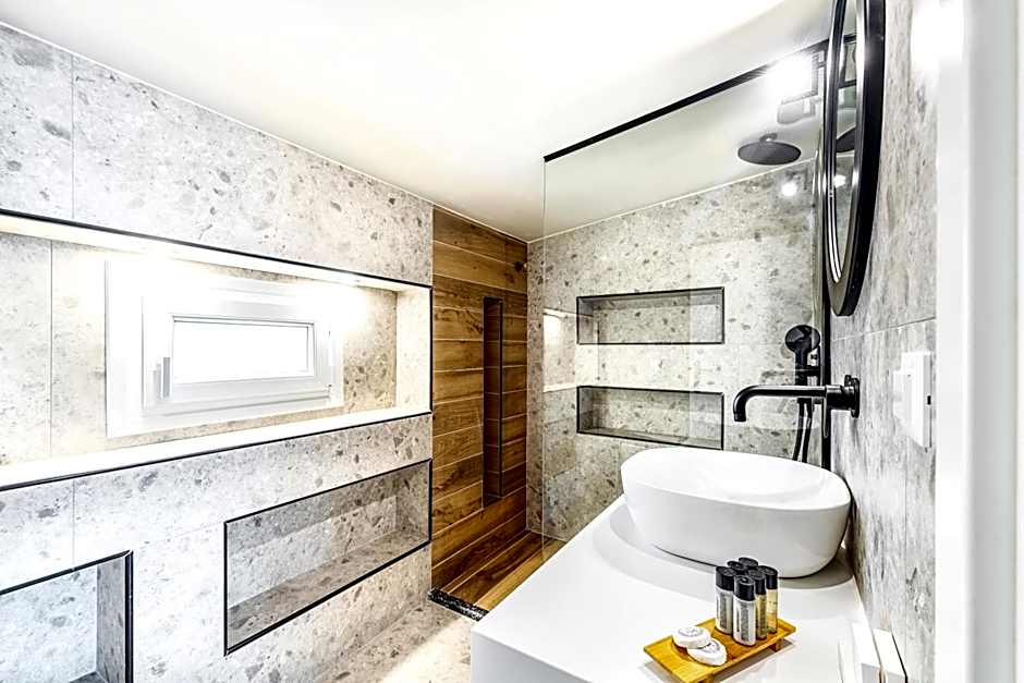 Tereza's Sunset Hotel