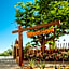 El Encanto Inn & Suites