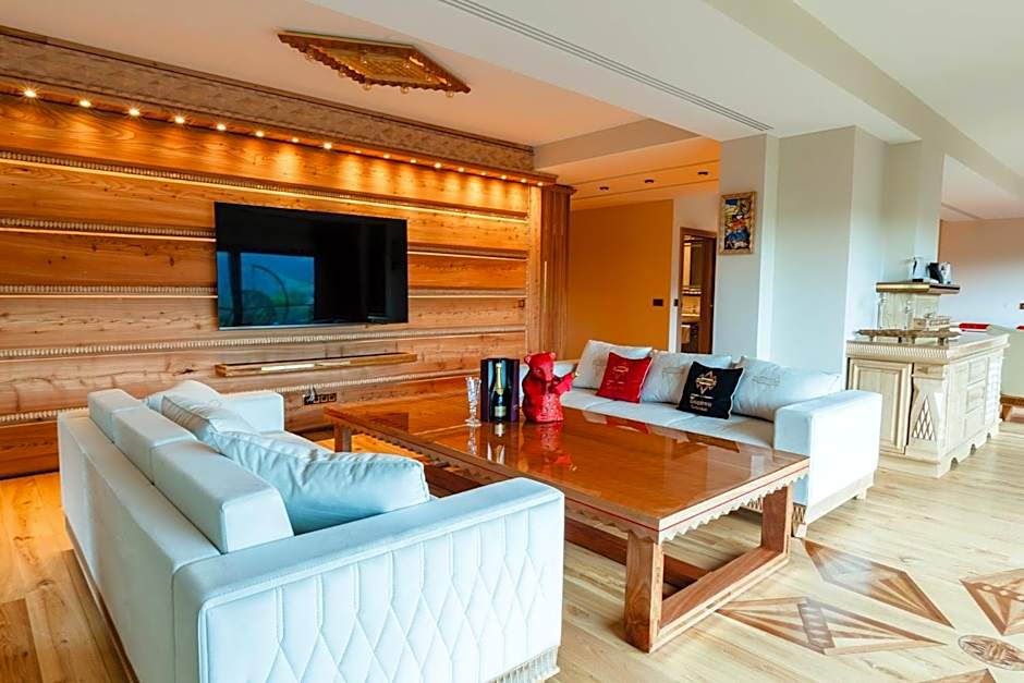 Mountain Diamond Resort